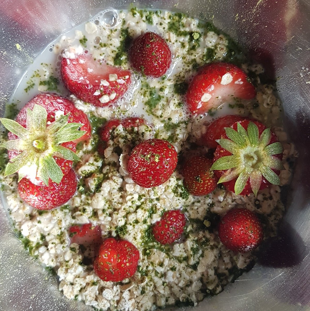 Matcha Früchte Frühstück